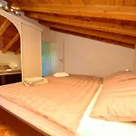 Apartment Apartment Anica By Interhome Pridraga